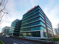 OREGON PARK ansambu ce contine fatade  ventilate si pereti cortina